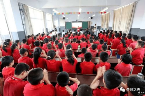 學(xué)史力行辦實(shí)事 融媒主播進(jìn)校園，志愿服務(wù)溫暖胡陽徠莊完小